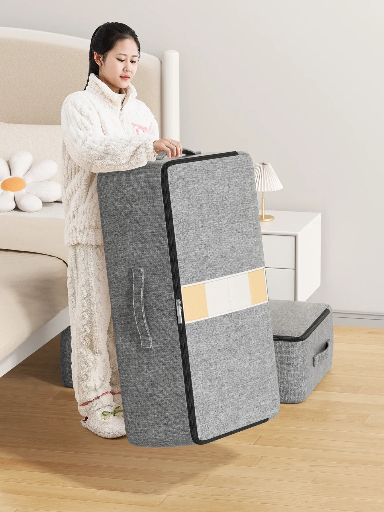 Extra - large Capacity Underbed Clothing Storage Bag: Foldable, for Quilts, Blankets, Pants & Coats, Ideal Wardrobe Organizer